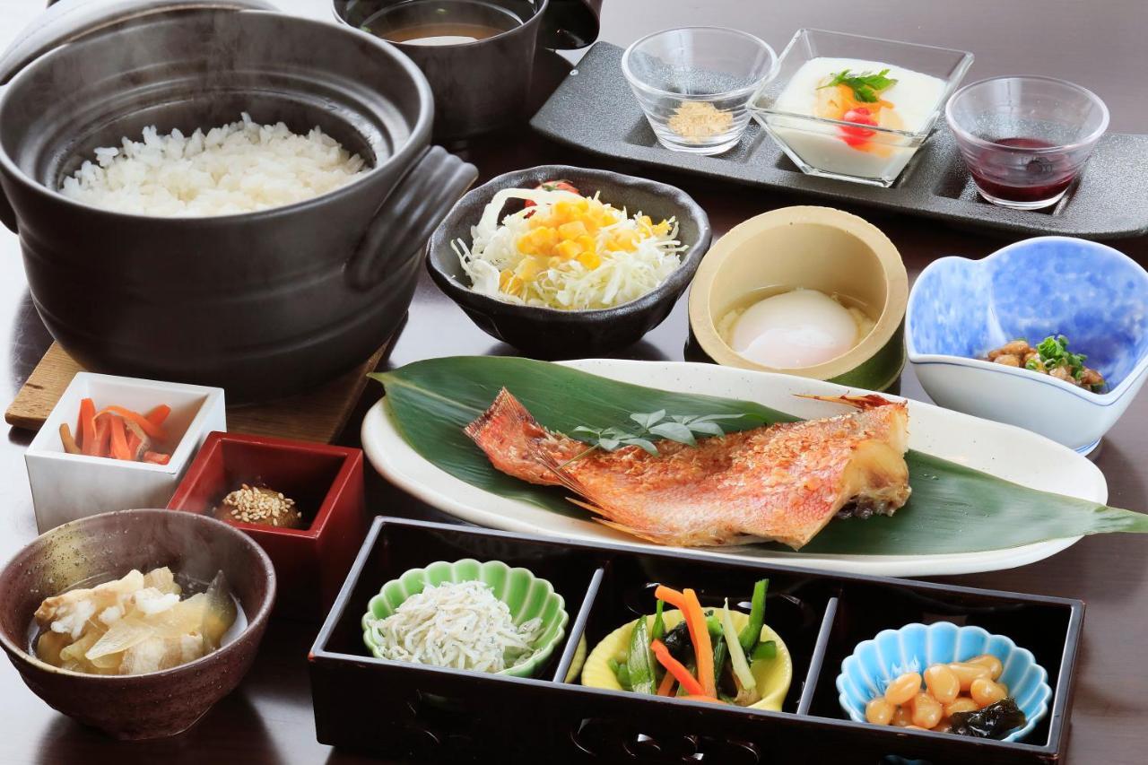 Yutoriro Bandai Atami Hotell Koriyama  Eksteriør bilde